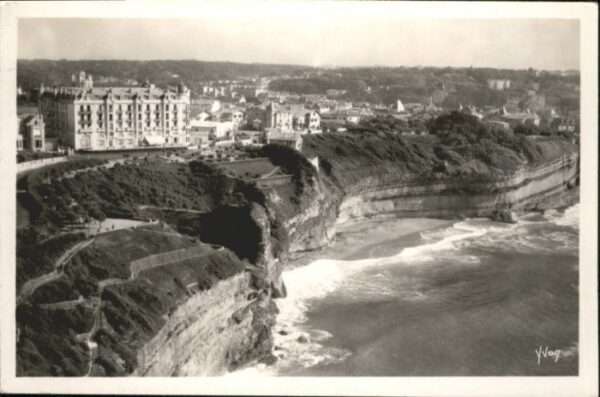 Biarritz Pyrenees Atlantiques Biarritz Les Falaises