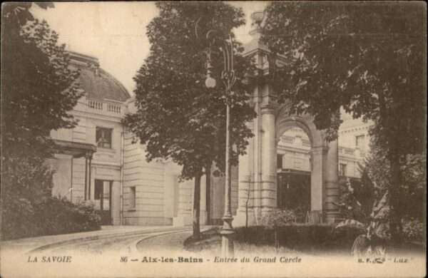 Aix-les-Bains Entree du Grand Cercle
