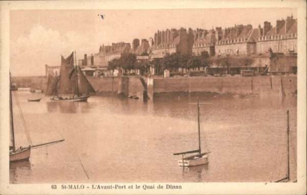 Saint-Malo 35 Saint-Malo L'Avant-Port le Quai de Dina