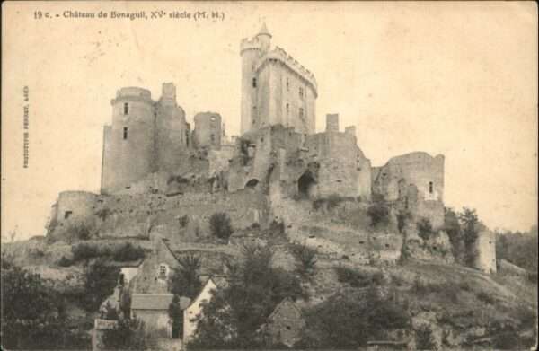 Saint-Front-sur-Lemance Chateau de Bonaguil