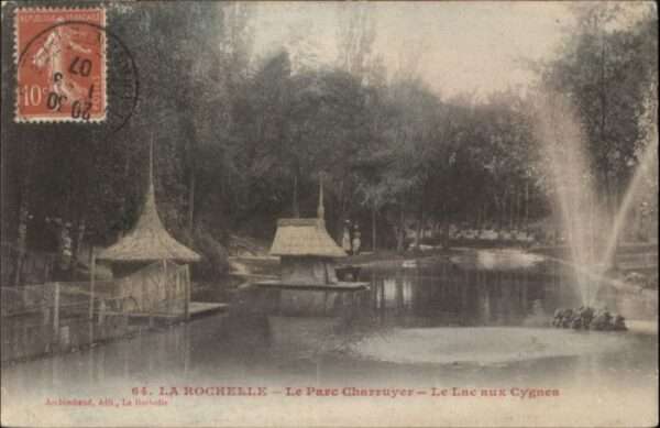 La Rochelle Charente-Maritime La_Rochelle le Parc Charruyer le Lac au