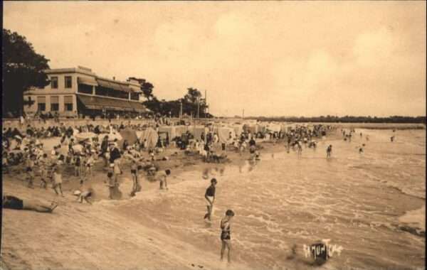 La Rochelle Charente-Maritime La_Rochelle plage