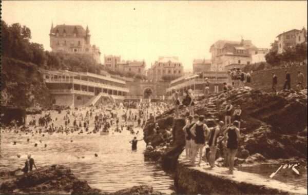 Biarritz Pyrenees Atlantiques Biarritz les Bains du Port Vieux