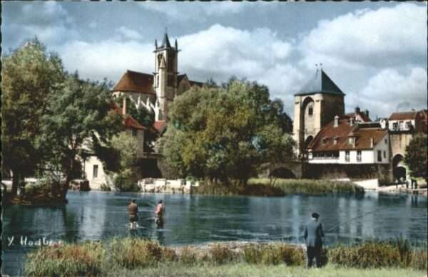 Moret-sur-Loing Ouverture de la Peche Eglise Notre Dame