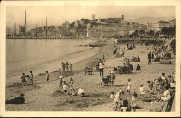 Cannes Alpes-Maritimes Cannes la Plage le Mont Chevalier