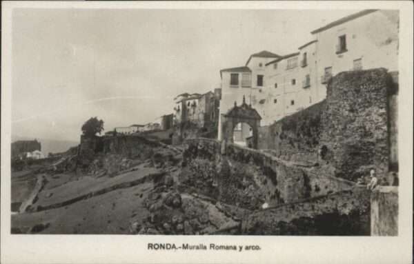 Ronda Andalucia Muralla Romana Arco