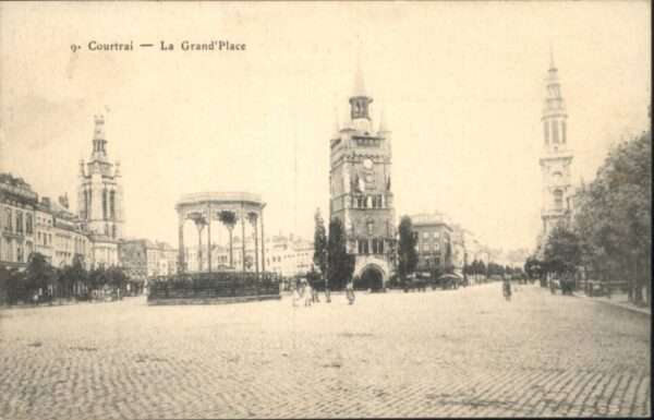 Courtrai KORTRIJK Flandre Belgie Courtrai la Grand Place