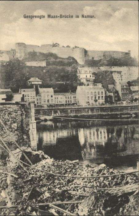 Namur Wallonie Namur gesprengte Maas Brücke