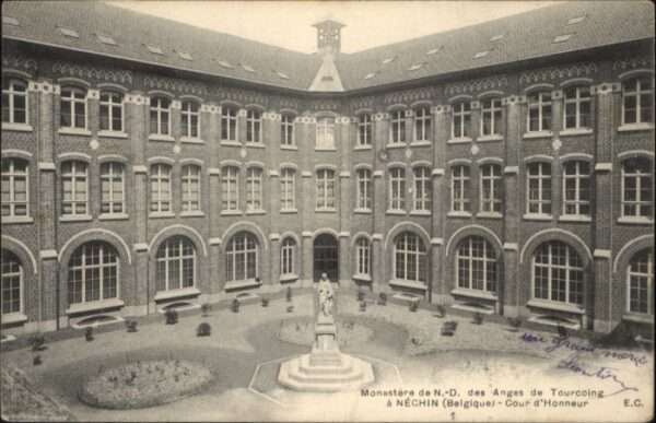 Tourcoing 59 Tourcoing Monastere de Notre Dame des A