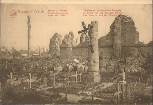 Nieuport-Bains Nieuport Eglise le cimetiere francais