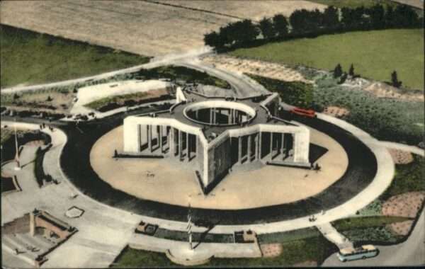 Bastogne Memorial de la Bataille du Saillant