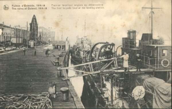 Ostende Oostende Ostende First torpedo boat at the landi