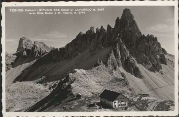 Rifugio Tre Cime di Lavaredo Cima Dodici Mont Paterno Dolomiti