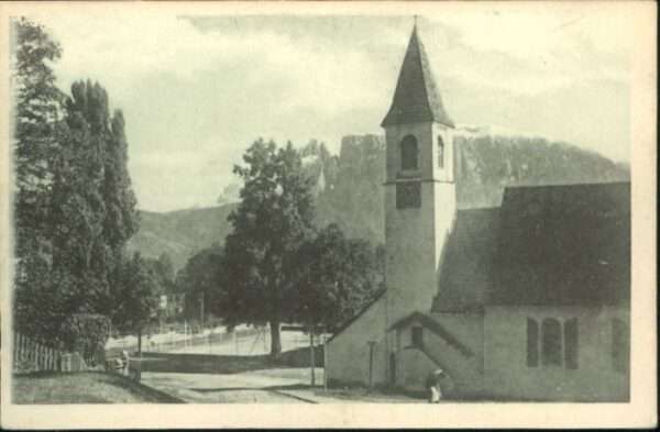 Klobenstein Ritten Pfarrplatz Schlern