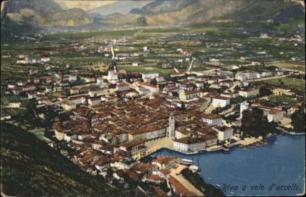Riva del Garda Riva_a_volo_d_Uccello