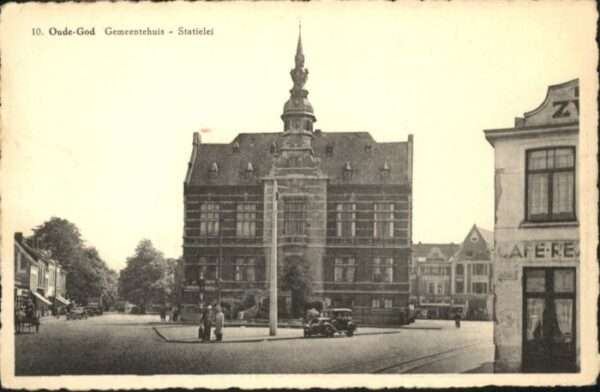Oude-God Gemeentehuis Statielei