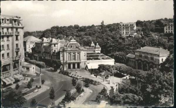 Chatelguyon Place Brosson Theatre Casino Etablissem