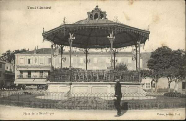 Toul 54 Toul Place de la Republique