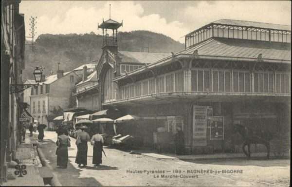 Bagneres-de-Bigorre le Marche Couvert