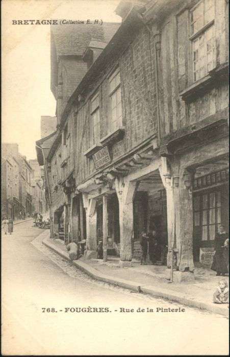 Fougeres Rue de la Pinterie