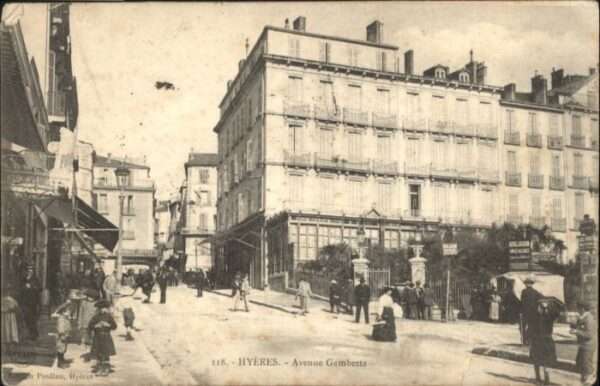 Hyeres Avenue Gambetta