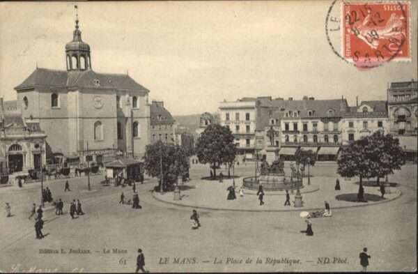 Le Mans Sarthe Le_Mans la Place de la Republique