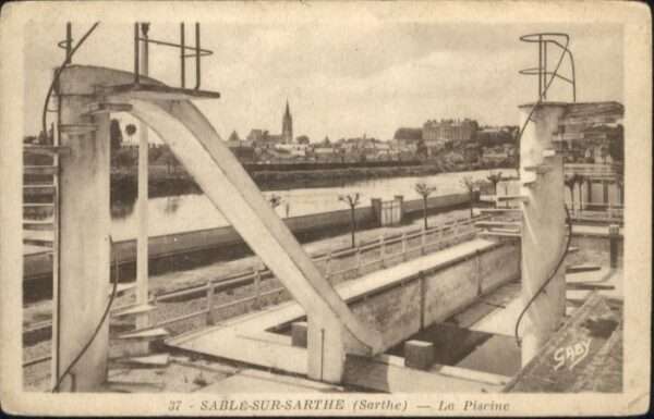 Sable-sur-Sarthe la Piscine