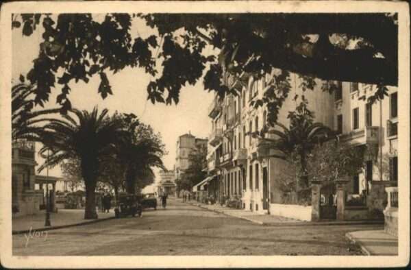 Saint-Raphael Var Saint-Raphael_Draguignan Boulevard Feli
