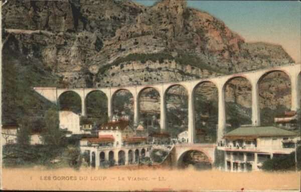 Gourdon Alpes-Maritimes Gorges Loup Viaduc
