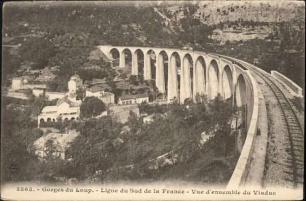 Gourdon Alpes-Maritimes Gorges Loup Viaduc