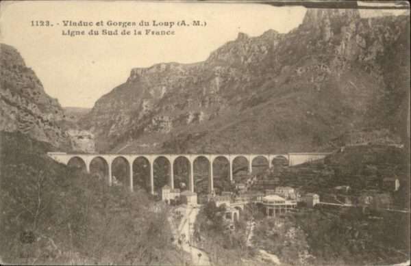 Gourdon Alpes-Maritimes Gorges Loup Viaduc