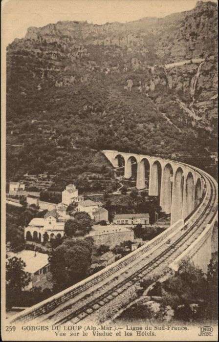 Gourdon Alpes-Maritimes Gorges Loup Viaduc
