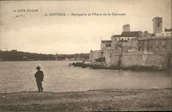 Antibes Alpes Maritimes Antibes Remparts Phare Garoupe
