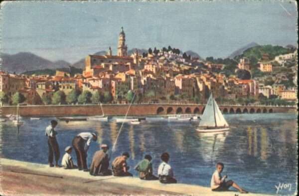 Menton Alpes Maritimes Menton Port Vieille Ville