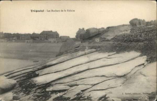 Tregastel Rocher Falaise