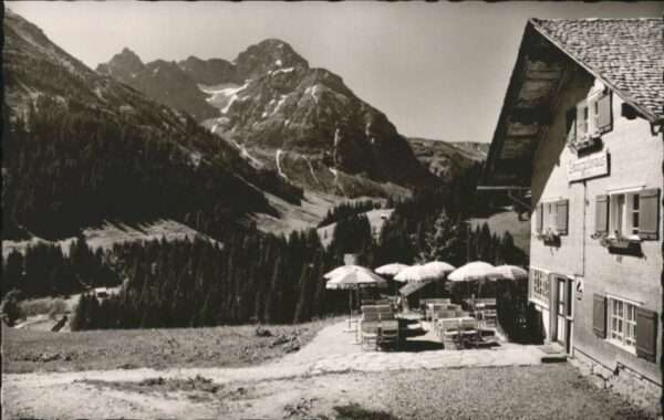 Baad Mittelberg Kleinwalsertal Baad Kleinwalsertal Starzelhaus