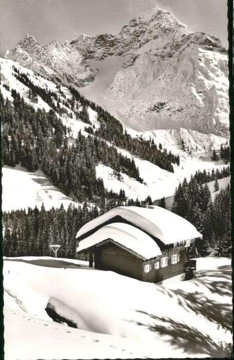 Baad Mittelberg Kleinwalsertal Baad Kleinwalsertal Starzelhaus