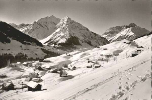 Hirschegg Kleinwalsertal Vorarlberg Hirschegg Kleinwalsertal Elferkopf Zwöl