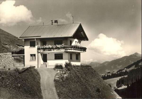 Hirschegg Kleinwalsertal Vorarlberg Hirschegg_Kleinwalsertal Haus Zwölferbl