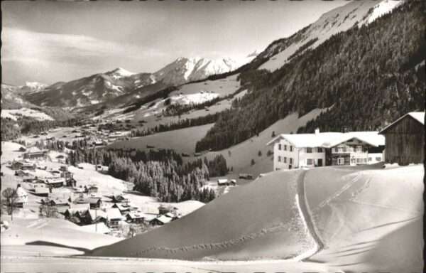 Hirschegg Kleinwalsertal Vorarlberg Hirschegg_Kleinwalsertal Ferienheim Sch