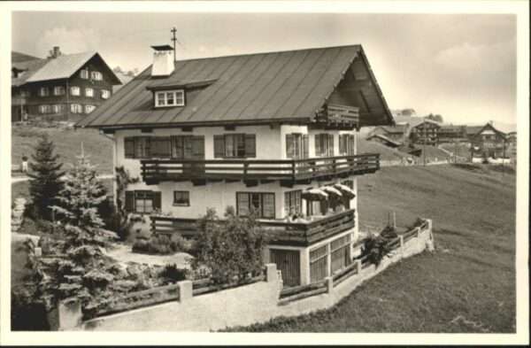 Hirschegg Kleinwalsertal Vorarlberg Hirschegg_Kleinwalsertal Haus Berg Heil