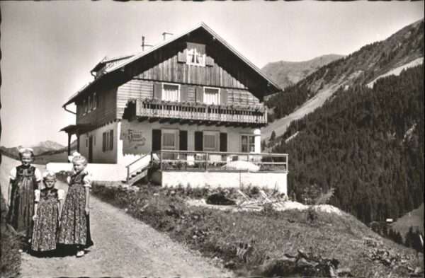 Hirschegg Kleinwalsertal Vorarlberg Hirschegg_Kleinwalsertal Haus in der So
