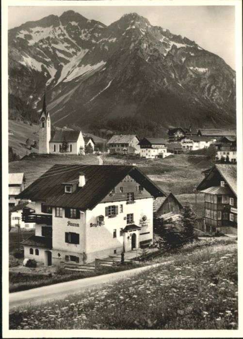 Hirschegg Kleinwalsertal Vorarlberg Hirschegg_Kleinwalsertal Haus Berg Heil