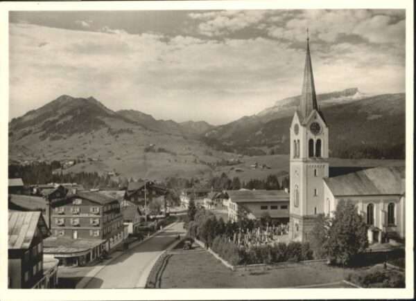 Riezlern Kleinwalsertal Vorarlberg Riezlern_Kleinwalsertal Kirche Friedhof