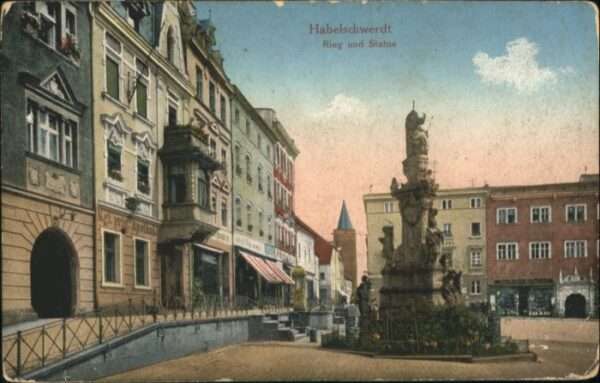 Halberschwerdt Ring Statue