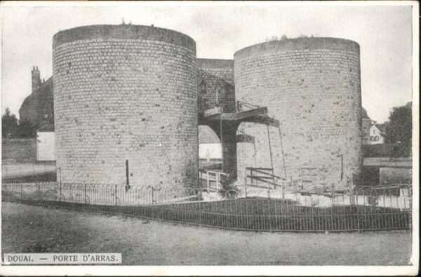 Douai 59 Douai Porte d_Arras