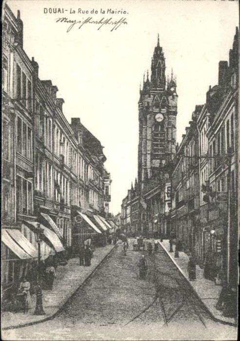 Douai 59 Douai Rue de la Mairie