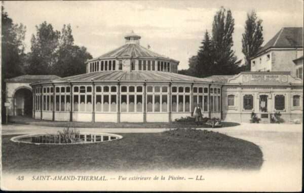 Saint-Amand-Thermal Piscine
