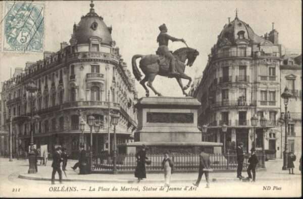 Orleans Loiret Orleans Place Martroi Statue Jeanne d_A