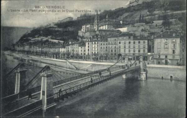 Grenoble Isere Pont Suspendu Quai Perriere